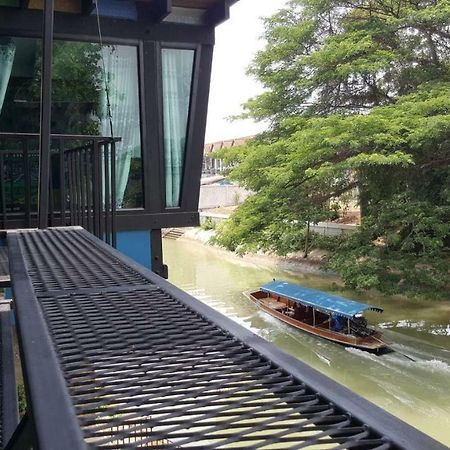 Baan Mae Khian Cafe & Boutique Hotel Ayutthaya Bagian luar foto