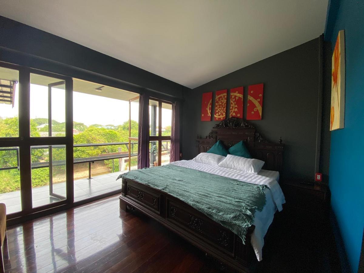 Baan Mae Khian Cafe & Boutique Hotel Ayutthaya Bagian luar foto