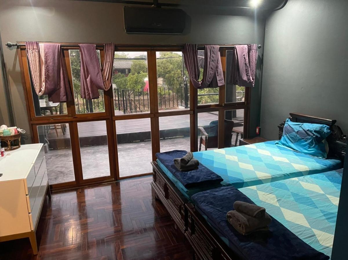 Baan Mae Khian Cafe & Boutique Hotel Ayutthaya Bagian luar foto
