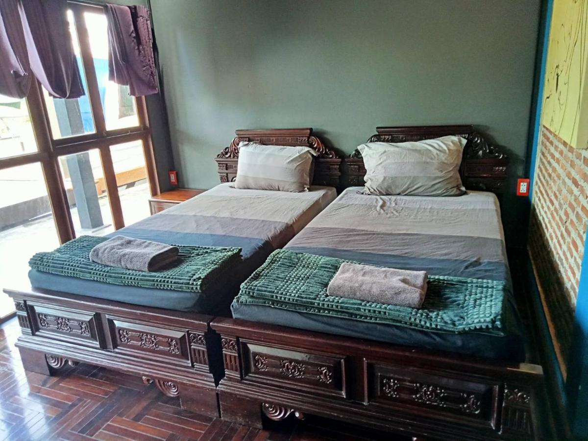 Baan Mae Khian Cafe & Boutique Hotel Ayutthaya Bagian luar foto