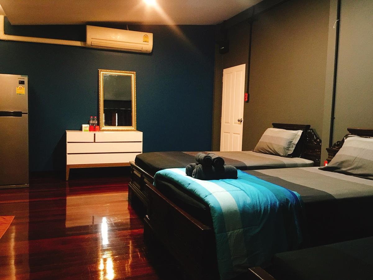 Baan Mae Khian Cafe & Boutique Hotel Ayutthaya Bagian luar foto